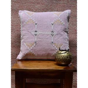 Funda de Almohada Marroquí Hecha a Mano, Funda de Cojín Tradicional Bereber, Cojín Decorativo Boho para Sofá, Almohada Decorativa de Algodón para el Hogar - Product Image 1