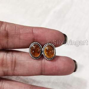 Boucles d'oreilles à clous pour femmes, pierre précieuse en ambre de la Baltique naturelle, cadeau de Noël, cadeau de la Saint-Valentin, bijoux faits à la main, boucles d'oreilles à clous en argent sterling 925 - Product Image 6