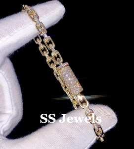 กำไลข้อมือเงินโรเดียม925ออกแบบได้ตามต้องการของขวัญสุดหรูสำหรับผู้ชายกำไลข้อมือเงินแบบ VVS Moissanite Link Link Link LINK - Product Image 2