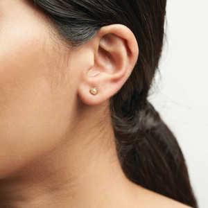 Clou classe gros bijoux à la mode coupe ronde lunette ensemble fondu perle boucles d'oreilles or jaune perles élégantes pour les femmes - Product Image 2