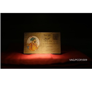 Cartes postales peintes à la main de style moderne, conçues pour une présentation élégante sur les murs et la décoration intérieure - Product Image 2