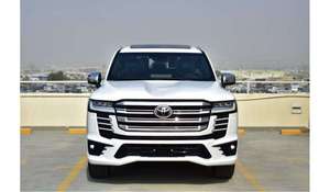 LC 300 VXR V6 PLATINUM 2024 Convertible con Techo Panorámico, Transmisión Automática, Interior Oscuro en Cuero, 6 Cilindros, 4.5L, Usado - Product Image 5