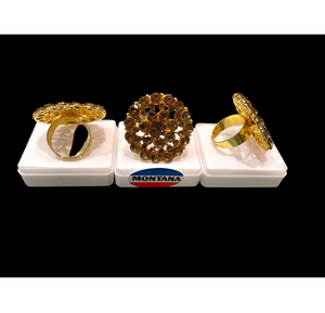 Bague personnalisée en plaqué or et argent avec motif floral et incrustation de diamants américains Bijoux uniques et élégants - Product Image 4