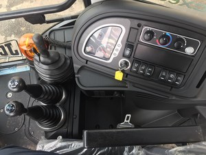 รถตักล้อยาง JCB 3CX รุ่นปี 2020 สภาพใหม่/มือสอง รับน้ำหนักได้ 9 ตัน ใช้งานมาแล้ว 40,001-50,000 ชั่วโมง อุปกรณ์ก่อสร้าง จัดส่งรวดเร็ว - Product Image 6