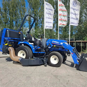 ISEKI TM 3267 Tractor compacto C/W Cubierta de corte de cargador frontal y colector 25HP Tractor compacto hidrostático - Product Image 1