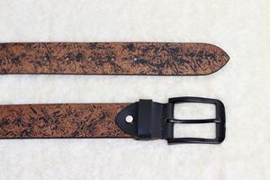 Ceinture en cuir décontractée avec boucle en alliage peinte à la main, qualité supérieure - Product Image 3