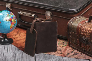 Set d'étiquettes de bagage en cuir véritable Porte-passeport en cuir de mode et Set d'étiquettes de voyage pour bagages PST-0008 - Product Image 3