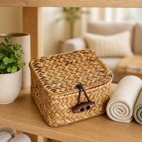 Panier de rangement en jonc de mer tressé à la main avec couvercle, en stock, vente en gros, boîte en osier, décoration intérieure
