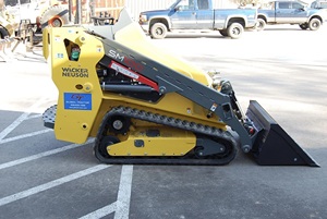 Superventas envío gratis Wacker Neuson SM120 Compact Track Loader 25HP Diesel Mini Skid Steer - Product Image 3