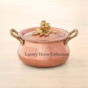 Pot de réchauffement de nourriture de forme ronde en cuivre fait de conception simple avec poignée en laiton couleur or et couvercle ustensiles de cuisine de table marmite de table - Product Image 1