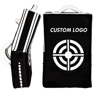 Bouclier de frappe haute performance en cuir et PVC pour l'entraînement au karaté, au taekwondo et au MMA - Product Image 1