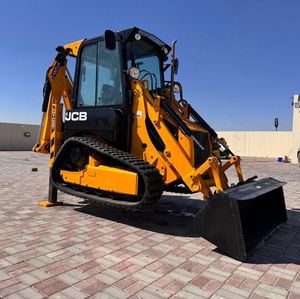 รถตักล้อยางขนาดเล็ก JCB พร้อมบุ้งกี๋ขุดดินสำหรับงานก่อสร้าง - Product Image 1