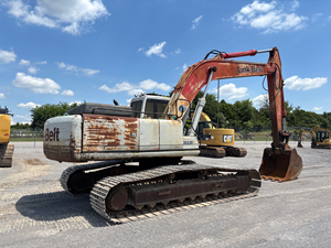 Excavatrice sur chenilles 3400 de 1997, conçue pour les opérations de terrassement difficiles - Product Image 4