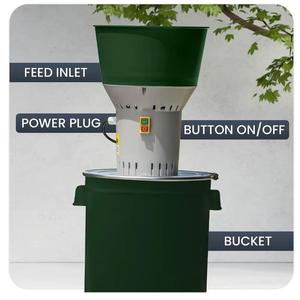 Meilleur prix du marché pour le broyeur d'aliments pour volailles EUROMILL 50P, moteur électrique 1,4 kW avec <span class=keywords><strong>seau</strong></span> en plastique d'une capacité de 50 L - Product Image 3