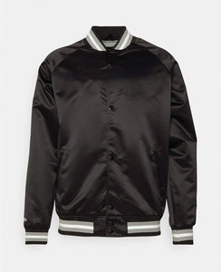 Chaqueta universitaria de satén con letras transpirables de béisbol y manga de cuero bordada de chenilla personalizada a granel para hombre - Product Image 4