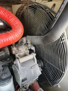 Sử Dụng Ingersoll Rand Vhp400 Hiệu Quả Cao Áp Suất Thấp 13.8Bar Fad 400cfm Xách Tay Vít Diesel Máy Nén Khí - Product Image 6