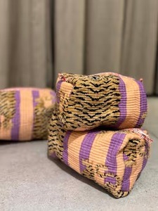 Lavender Peach Vintage Tiger Pouch Set-Estuche de algodón resistente al agua ecológico - Product Image 2