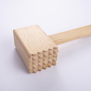 Attendrisseur à viande professionnel en bois de hêtre de 31 cm - Marteau et pilon à viande en bois robuste - Product Image 5