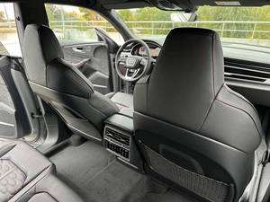 Bonne affaire pour Q8 quattro Premium Plus 55 TFSI 2025 d'occasion avec pack Executive, démarrage à distance, sièges en cuir, jantes en alliage - Product Image 2