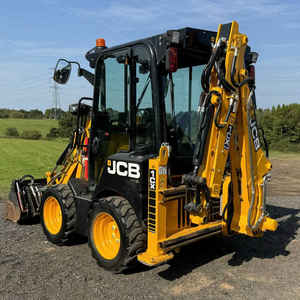 Chargeuse-pelleteuse tractable 1CX Stage 5 2021 avec composants moteur essentiels, multifonctionnelle pour les industries agricoles - Product Image 1