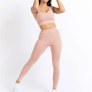 Ensemble de yoga 2 pièces pour femme, personnalisé, respirant, léger, taille élastique, haute qualité, tenue de fitness ajustée, logo frontal, faible MOQ - Product Image 2
