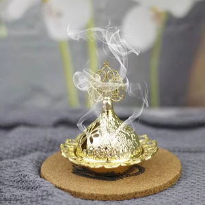 Quemador de Incienso de Latón Grabado para Festivales Culturales que Ofrece una Apariencia Elegante y una Liberación Continua de Aroma - Product Image 1