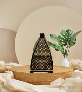 Moderno Metal Linterna Canteen Cafe Sala de estar Restaurante Decoración en el mejor precio de la India - Product Image 3