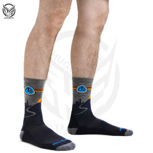 Calcetines deportivos generales personalizados Calcetines deportivos antideslizantes suaves y transpirables de alta calidad Calcetines originales de compresión - Product Image 1