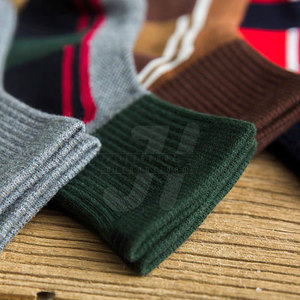 Design personnalisé de haute qualité pour hommes décontracté coton/laine séchage rapide respirant écologique hiver Crew chaussettes - Product Image 4