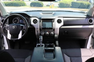 Toyota Tundra SR5 CrewMax 2017, Automática, 6 Velocidades - Product Image 4