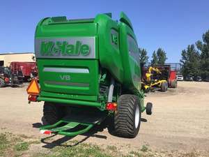 เครื่องอัดฟางกลม McHale V6750 แบบห้องอัดแปรผัน พร้อมมอเตอร์และชุดเกียร์เป็นส่วนประกอบหลัก - Product Image 6