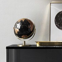 Globe Terrestre Décoratif Sculpté en Aluminium Fait Main, Design Art Déco, Océan Noir, Continents Dorés, Support Culturel