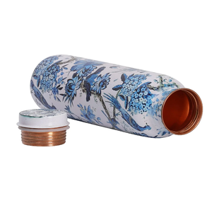 Botella de cobre de diseño elegante, disponible en cantidades a granel, calidad superior impresa a un precio asequible - Product Image 1