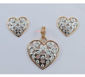 Pendentif en or véritable 18 carats pour femmes, bijoux magnifiquement conçus offrant une apparence élégante, des détails fins et une brillance durable - Product Image 4