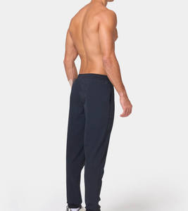 กางเกงออกกำลังกายผู้ชายผ้าโพลีเอสเตอร์/ ผ้าฝ้ายมัดย้อมสีล้วนระบายอากาศได้ดีกางเกงออกกำลังกายเอวสูง - Product Image 2