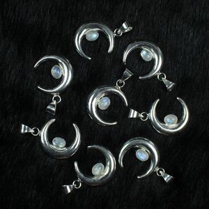 จี้พระจันทร์สีรุ้งจี้พระจันทร์เสี้ยวจี้เงินจี้มูนสโตนดีไซน์เครื่องประดับสร้อยคอมูนสโตนสีน้ำเงินเสี้ยว - Product Image 6