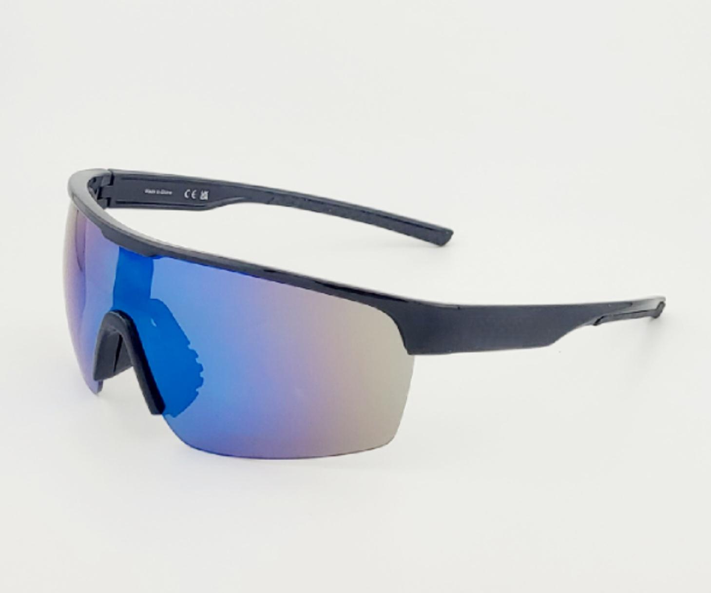 C2: กระจกสีขาวสีน้ำเงิน