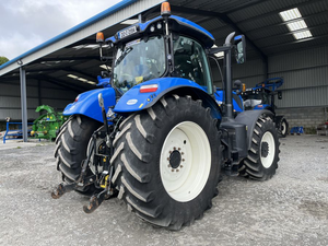 Tracteur de jardin sur chenilles d'occasion Holland T7.230 PC 50 km/h 230 CV 4x4 avec moteur FPT, boîte de vitesses, transmission par engrenages et pompe, haute productivité - Product Image 3