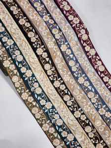 Tissu en dentelle pour robe, nouveaux designs, pas de MOQ, tissu à paillettes, designs lourds avec des perles, mode - Product Image 3