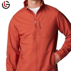 <b>High</b> Quality Men's Softshell Jacket Durable Fabric Hooded Collar Breathable <b>Top</b> Selling for Winter Season - Product Image 6