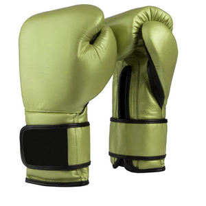 Guantes de boxeo de cuero de 12oz personalizados con estilo para MMA y entrenamiento físico Equipo de kickboxing duradero a la venta - Product Image 1