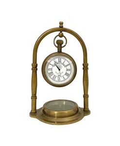 Horloge sur support de boussole, décoration artistique nautique élégante en laiton et verre, ornement de bureau polyvalent alliant horlogerie et marine - Product Image 3