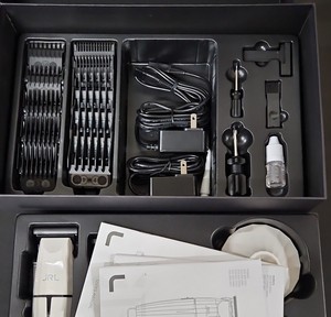 Kit de toilettage professionnel sans fil pour barbier : tondeuse, tondeuse de finition et rasoir à grille - Product Image 2