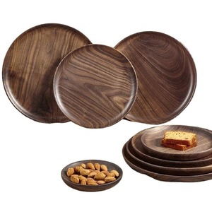 Assiette et vaisselle en bois fruits pour fête de mariage avec vaisselle taille différente et couleur bois naturel - Product Image 3