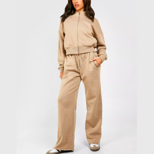 Conjunto Deportivo de Dos Piezas para Mujer, Top Corto con Cremallera y Pantalones Jogger de Pierna Ancha, para Gimnasio y Fitness - Product Image 1