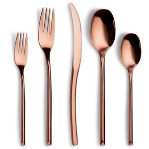 Ensemble de couverts de luxe moderne en laiton et acier inoxydable avec finition dorée, idéal pour les mariages et les dîners - Product Image 5