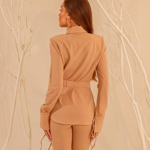 Ensemble chemise blanche à nouer sur le côté et pantalon évasé pour femme, tenue élégante en deux pièces - Product Image 4