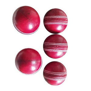 Pelota dura de cricket profesional de gran oferta de servicio de SUMROOS por Cricket de pelota de cuero rojo internacional estándar de Pakistán - Product Image 6