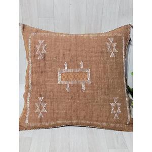 Funda de Almohada Marroquí Hecha a Mano, Funda de Cojín Tradicional Bereber, Cojín Decorativo Boho para Sofá, Almohada Decorativa de Algodón para el Hogar - Product Image 1
