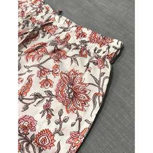 กางเกงขาสั้นผ้าฝ้ายพิมพ์ลายบล็อก 100% - ไซส์เล็ก เอวกลาง ระบายอากาศได้ดี พร้อมลวดลายตกแต่ง - Product Image 2